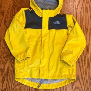 The North Face Tailout Waterproof/Windproof Hooded Rain Jacket